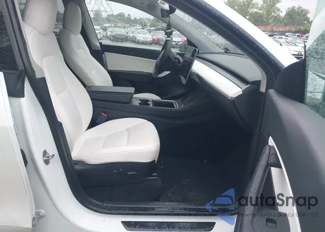 2021 Tesla Model Y Long Range Dual Motor All-Wheel Drive из США, поврежденный, VIN 5YJYGDEE6MF182630